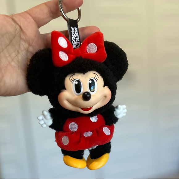 POP MART Accessories - Pop Mart Mickey Family MINNIE MOUSE pendant keychain blind bag New confirmed